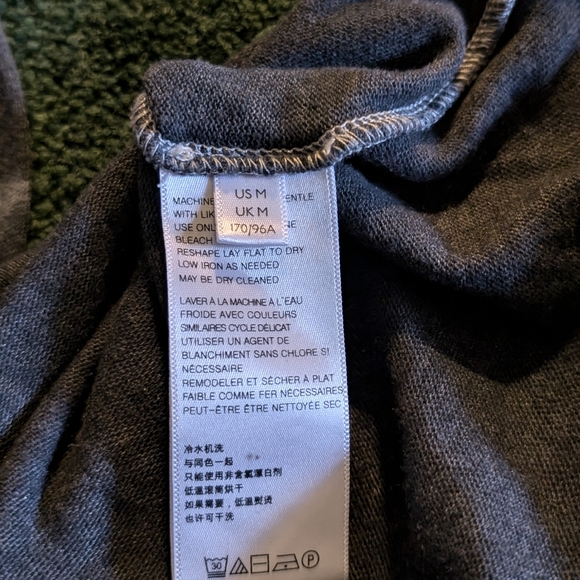 Black White Skeleton Tie-dye Turtle neck Top M - Picture 7 of 9